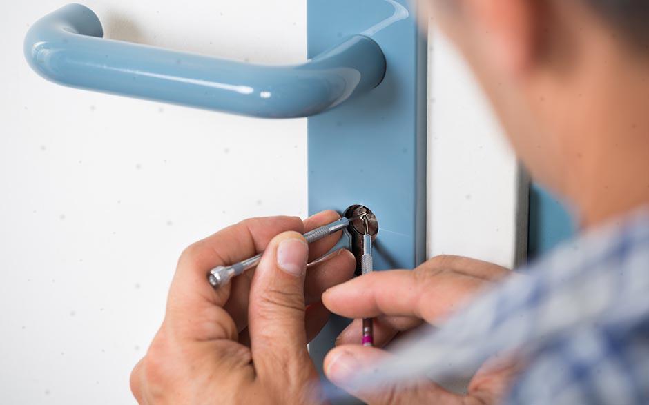 recherche serrurier metallier Cergy